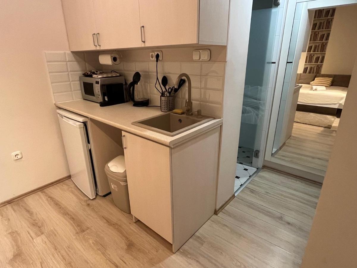 Studio Flat In The Center Of Budapest Exterior photo